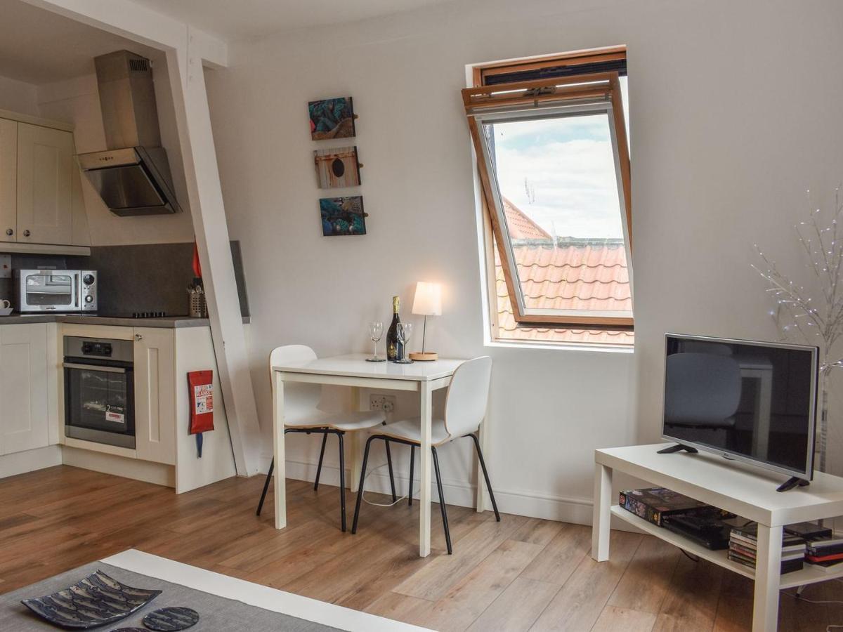 Coast Apartment ويتبي المظهر الخارجي الصورة