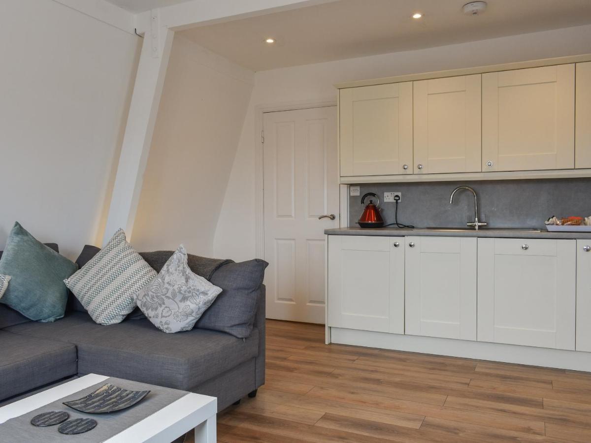 Coast Apartment ويتبي المظهر الخارجي الصورة