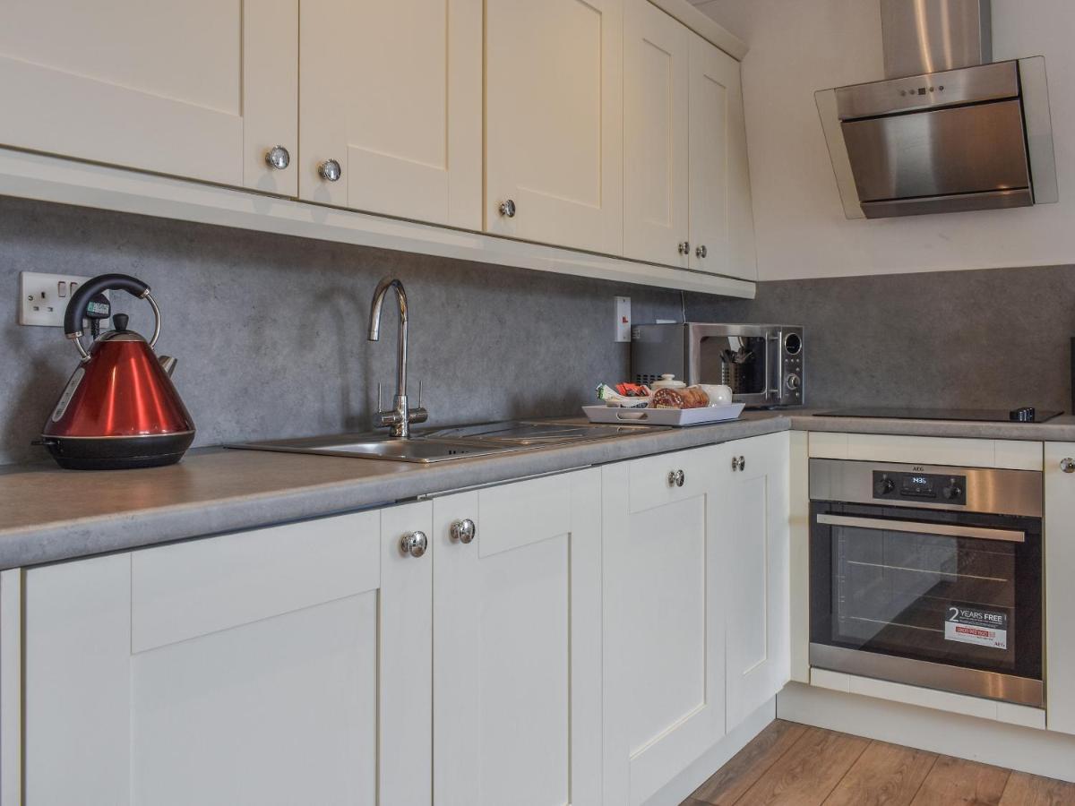 Coast Apartment ويتبي المظهر الخارجي الصورة